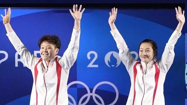 战术调整首场状态出色，切尔西观众沸腾！，科维托娃重返赛场气势如虹延续(库尔图瓦切尔西)