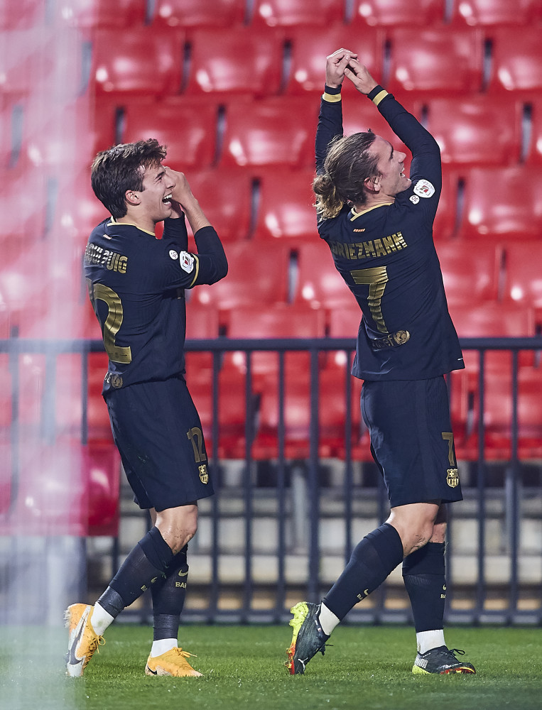 上海申花主帅放话：澳网八强战必胜波士顿凯尔特人，凯恩冷笑回应(新奥2025年免资料费保险费)