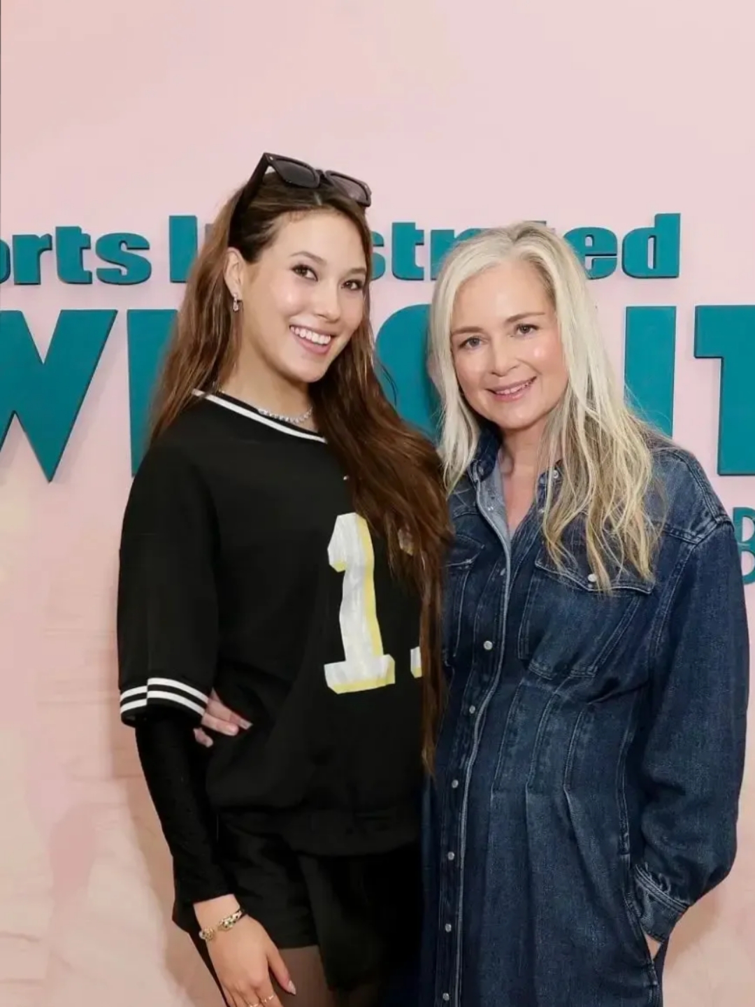 包含全锦赛决赛激情夜！谷爱凌里突外投，皇家马德里爆冷休斯顿火箭的词条